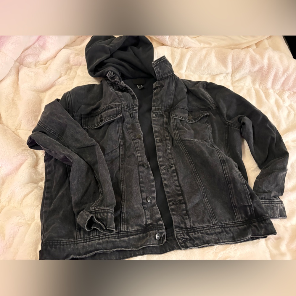 jacket withh hoodie attach